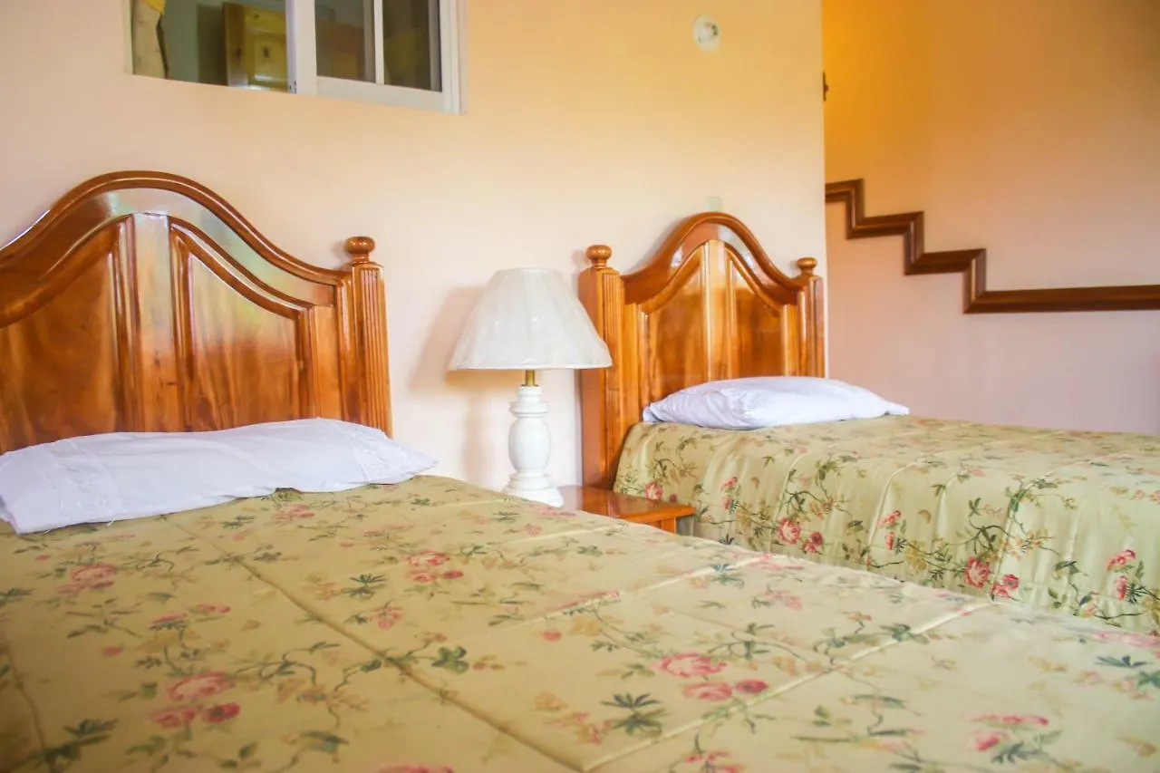Cindy Villa Montego Bay 0*,